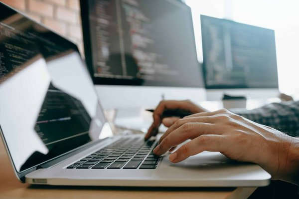 Agence de création de site web : boostez votre présence en ligne